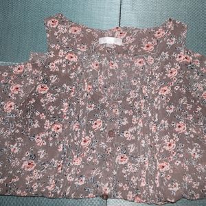 Pripe sheer floral tan pleated blouse size small